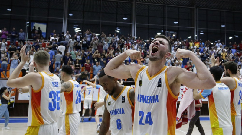 Armēnijas izlases basketbolisti pēc uzvaras pār Zviedriju
Foto: FIBA