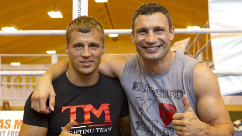 Mairis Briedis (Latvija) un Vitālijs Kļičko (Ukraina) pirms vairākiem gadiem
Foto: newsone.ua