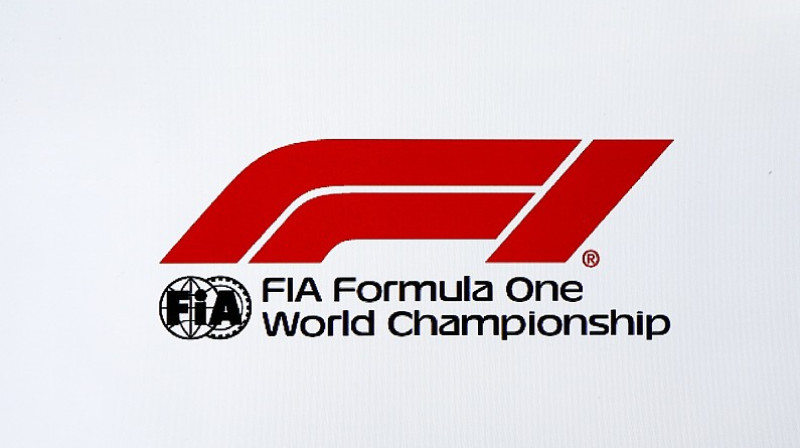 Jaunais F1 logo