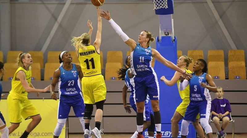 Aija Putniņa spēlē pret "Udominate Basket"
Foto: EEWBL