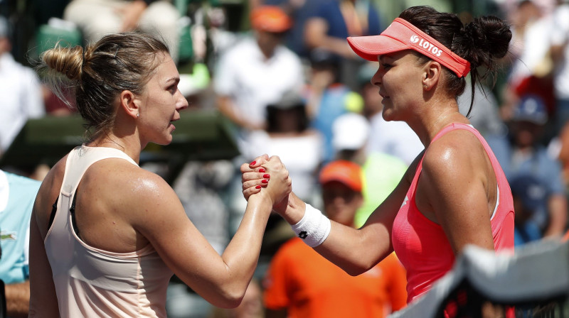 Simona Halepa un Agņeška Radvaņska
Foto: Sipa USA/Scanpix