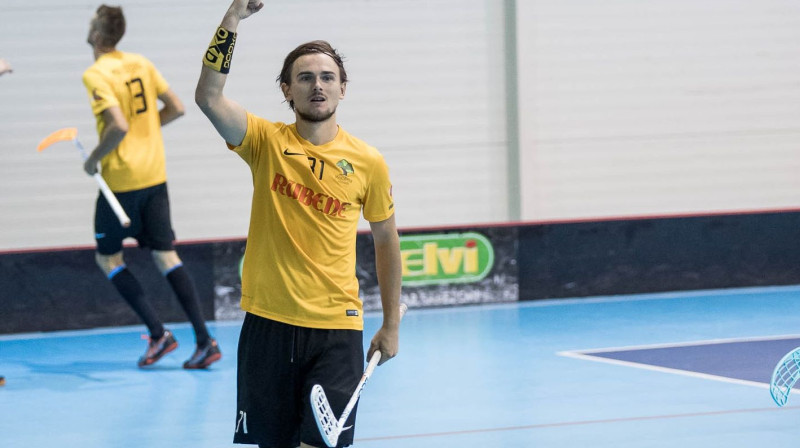 Atis Stepāns pašlaik ir starp čempionāta trim rezultatīvākajiem florbolistiem
Foto: Floorball.lv