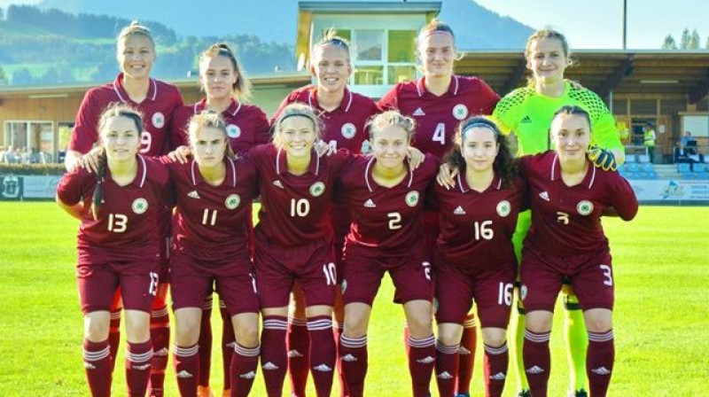 2018. gada Latvijas U19 sieviešu futbola izlase. Foto: LFF