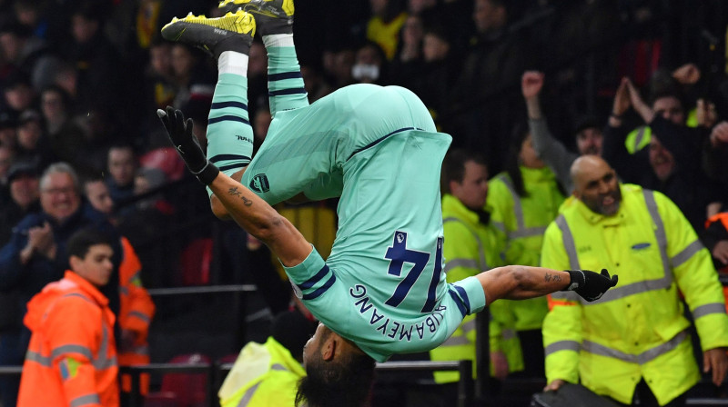 Londonas "Arsenal" futbolists Pjērs Emeriks Obamejangs līksmo pēc gūtajiem vārtiem. Foto: Ben Stansall/AFP/Scanpix