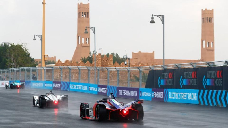 Saūda Arābijā nesen norisinājās "Formula E" sacīkstes. Foto: fiaformulae.com