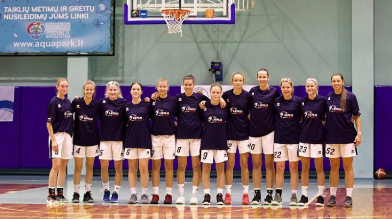 Liepājas basketbolistes Druskininkos. Foto: turnīra rīkotāji