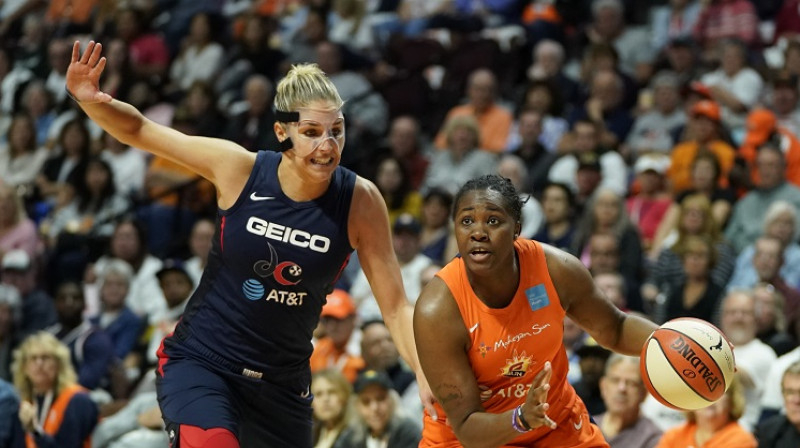 Elena Delle Donne un Šekinna Striklena. Foto: USA Today/Scanpix