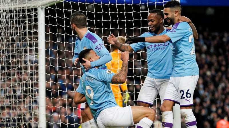 "Manchester City" futbolisti pēc vārtu guvuma. Foto: Reuters/Scanpix