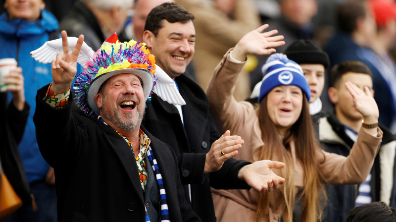 Braitonas un Hovas "Albion" līdzjutēji. Foto: John Sibley/Reuters/Scanpix