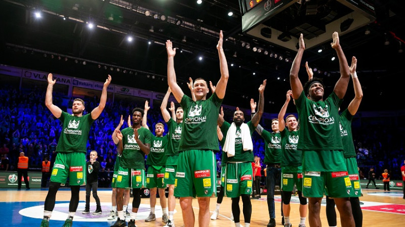 "Žalgira" basketbolisti 2020. gada 16. februārī "Švyturio" arēnā Klaipēdā. Foto: Žalgiris