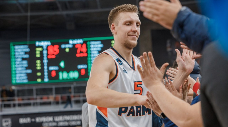 Mareks Mejeris. Foto: parmabasket.ru