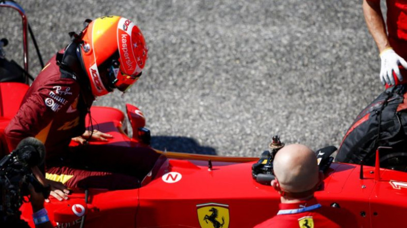 Miks Šūmahers izmēģina sava tēva "Ferrari". Foto: Motorsport.com