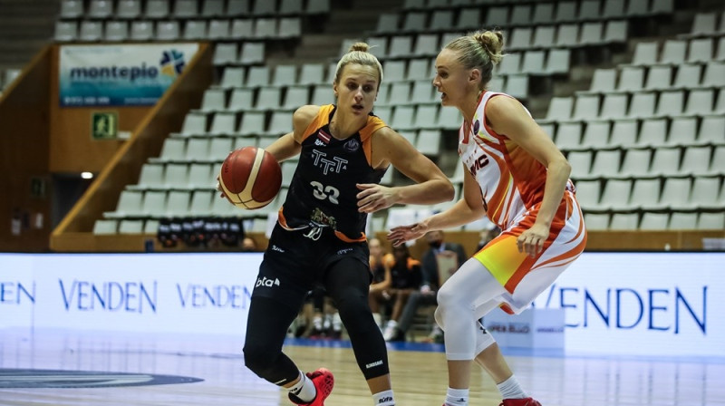 Kitija Laksa: 10 punkti trešajā ceturtdaļā pret "Kibirkštis MRU". Foto: FIBA