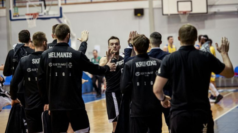 VEF ceļā pēc astotā titula. Vai ''Ventspils'' šodien patraucēs? Foto: Basket.lv