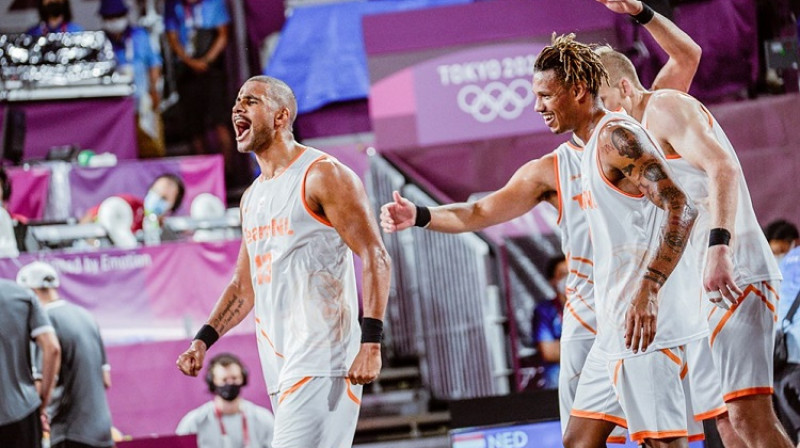Nīderlandes izlase pēc trim spēļu dienām pacēlusies uz otro vietu. Foto: FIBA