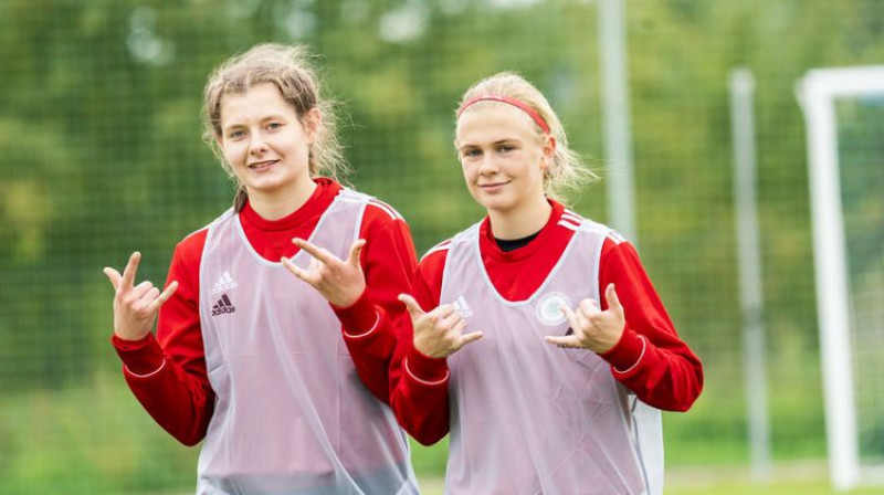 Latvijas U17 meiteņu futbola izlase. Foto: LFF