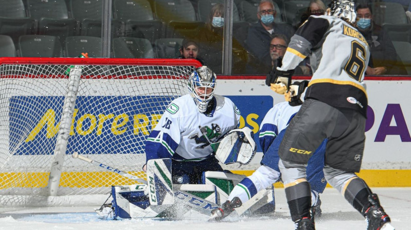 Artūrs Šilovs Abotsfordas "Canucks" vārtos. Foto: abbotsford.canucks.com