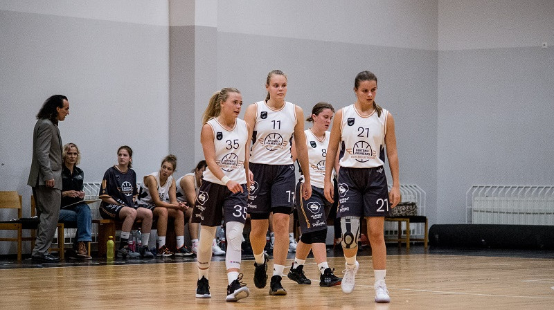 Valmieras basketbolistes 2021. gada 10. oktobrī. Foto: Bertānu Valmieras basketbola skola