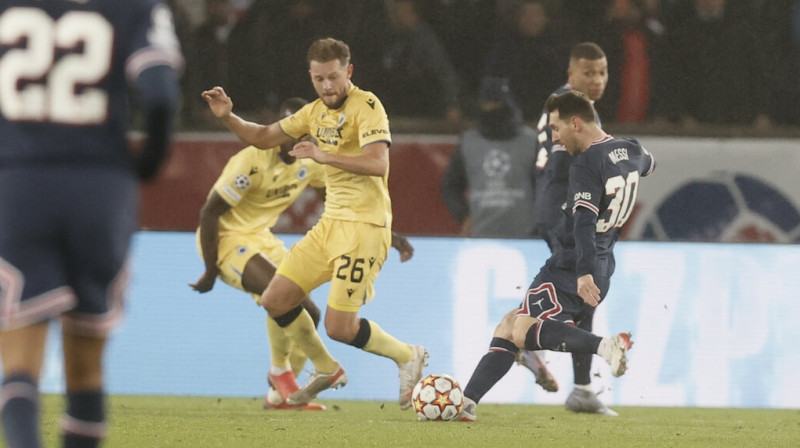 Lionels Mesi gūst PSG trešos vārtus. Foto: SPO/Scanpix