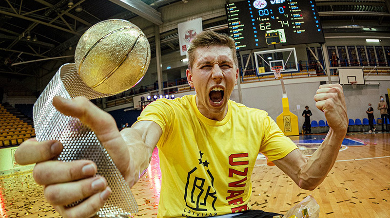 Latvijas kausa fināla MVP - Aleksanrs Madsens. Foto: VEF Rīga