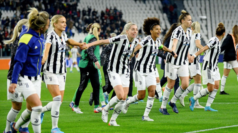 Turīnas "Juventus" futbolistes. Foto: Massimo Pinca/Reuters/Scanpix