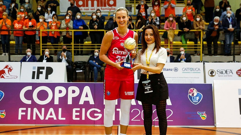 Kitija Laksa: Itālijas kausa MVP 2022. gada 27. martā. Foto: Lega Basket Femminile