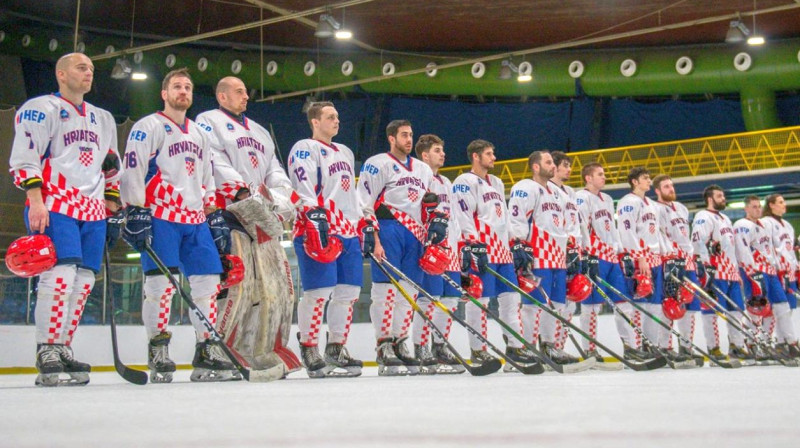 Horvātijas izlases hokejisti. Foto: Stjepan Čizmadija/IIHF