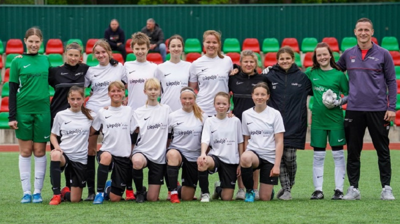 Liepājas Futbola skolas komanda. Foto: Latvijas Futbola federācija.
