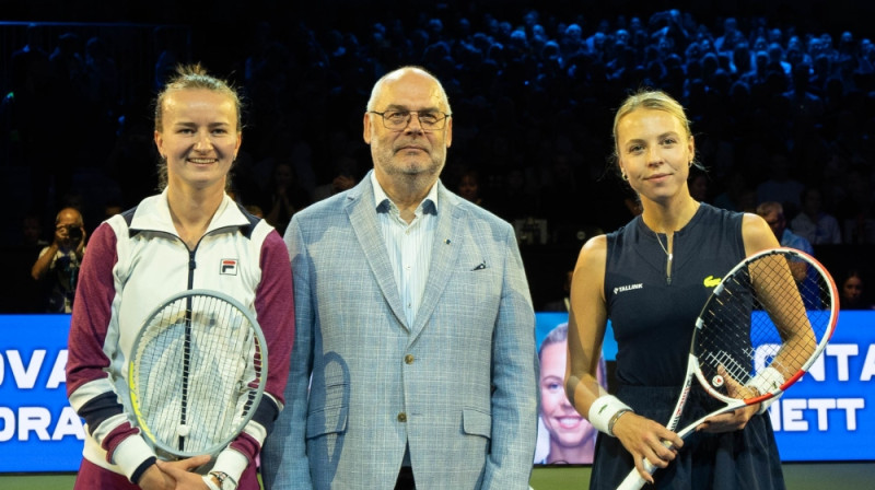 Barbora Krejčīkova, Alars Kariss, Anete Kontaveita. Foto: Karl Toomsoo / Estonian Tennis Association