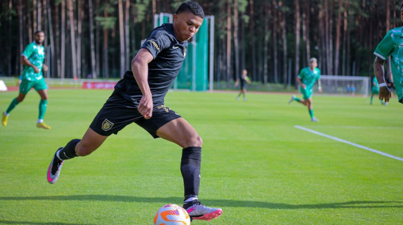Kamilo Mena. Foto: Jānis Līgats/Valmiera FC
