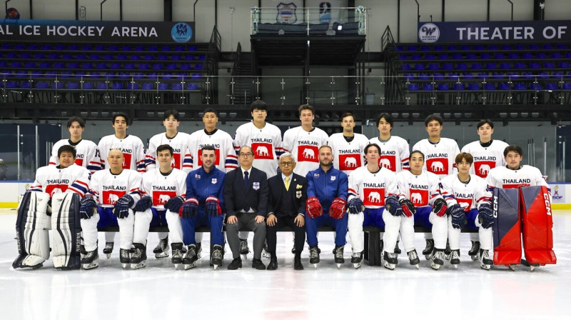 Taizemes hokeja valstsvienība pirms 2024. gada pasaules meistarsacīkstēm. Foto: Ice Hockey Association of Thailand
