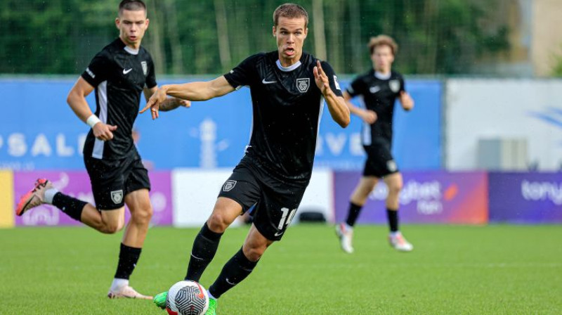 Renārs Varslavāns. Foto: Valmiera FC