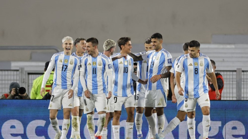 Argentīnas izlases futbolisti Foto: EPA/Scanpix