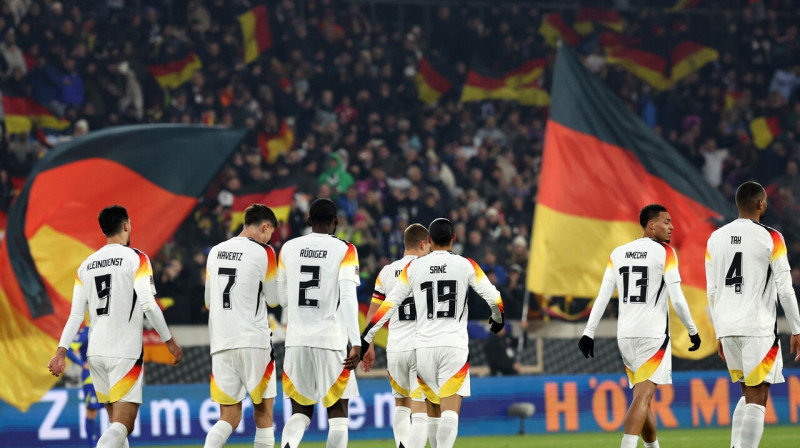 Septiņi Vācijas valstsvienības futbolisti spēlē, kurā vācieši guva septiņus vārtus. Foto: Christian Charisius/DPA/Picture-Alliance/Scanpix