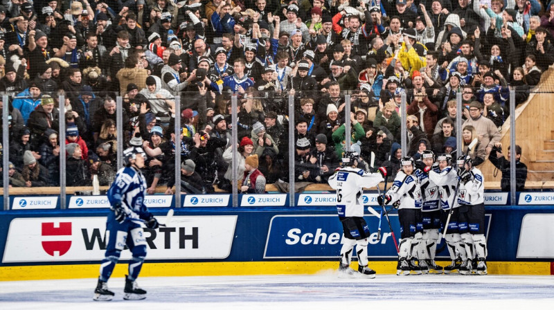 Mirklis pēc Fribūras komandas vārtu guvuma Špenglera kausa finālcīņā. Foto: