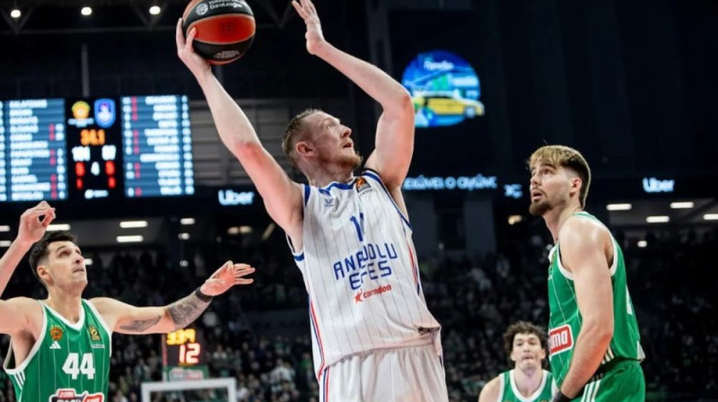 Rolands Šmits Foto: euroleaguebasketball.net