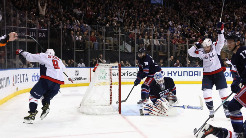 Mirklis pēc Aleksandra Ovečkina 885. vārtu guvuma NHL. Foto: Bruce Bennett/AFP/Scanpix