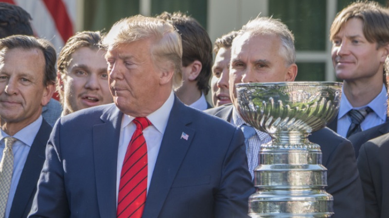Donalds Tramps un Stenlija kauss. Foto: ©PYL/MPI/Capital Pictures/Scanpix