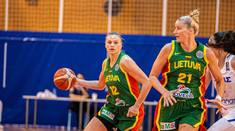 Laura Juškaite un Laura Miškiniene 2025. gada 12. jūnijā. Foto: LTU basketball