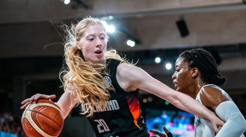 Frīda Būnere 2025. gada 22. jūnijā Hamburgā. Foto: FIBA