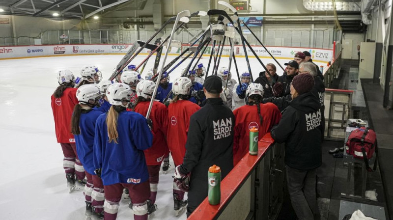 Latvijas sieviešu hokeja izlase