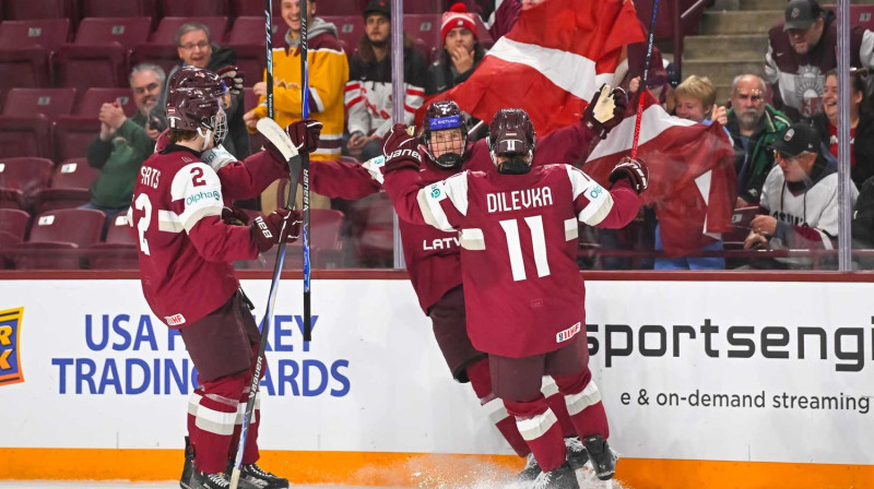 Latvijas U20 izlases hokejisti Foto: IIHF
