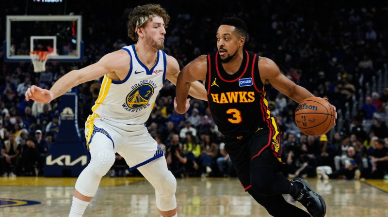 Sīdžejs Makolums aizvada pirmo spēli Atlantas kreklā. Foto. AP. Scanpix