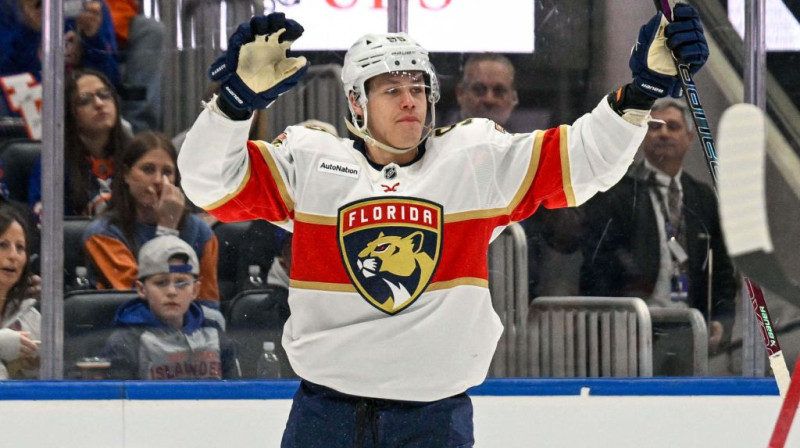 Sandis Vilmanis pēc gūtajiem vārtiem. Foto. AP. Scanpix