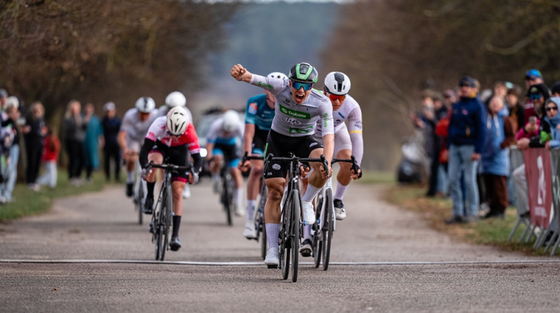 Jēkabs Zujevs izcīna uzvaru "Dobeles kausā". Foto: Māris Vancevičs.