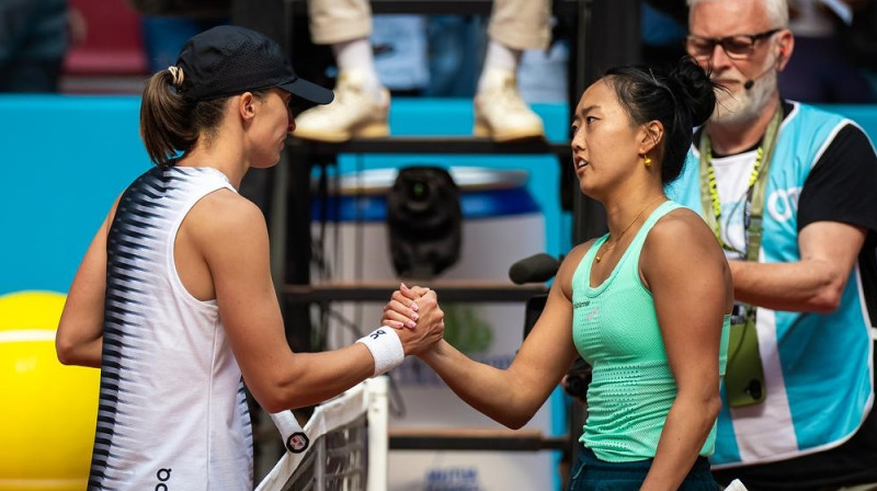 Iga Švjonteka un Anna Li. Foto: Jimmie48 / WTA