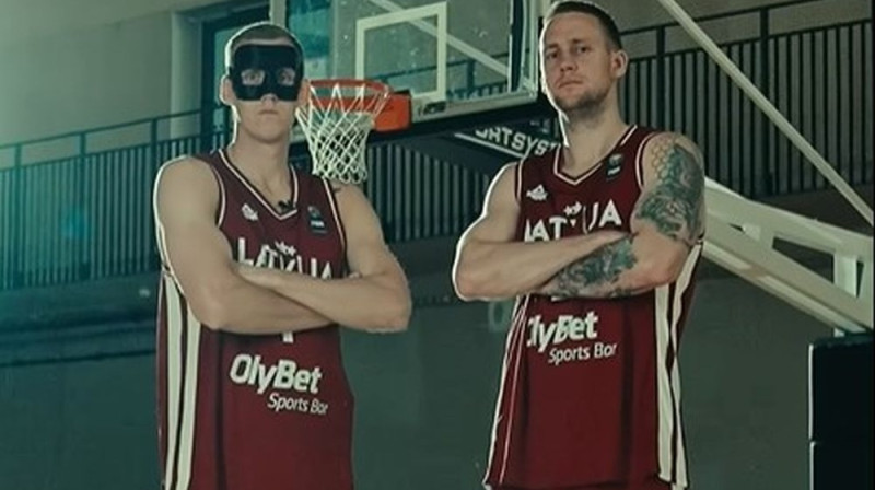 Nauris Miezis un Kārlis Pauls Lasmanis FotoL Ekrānuzņēmums