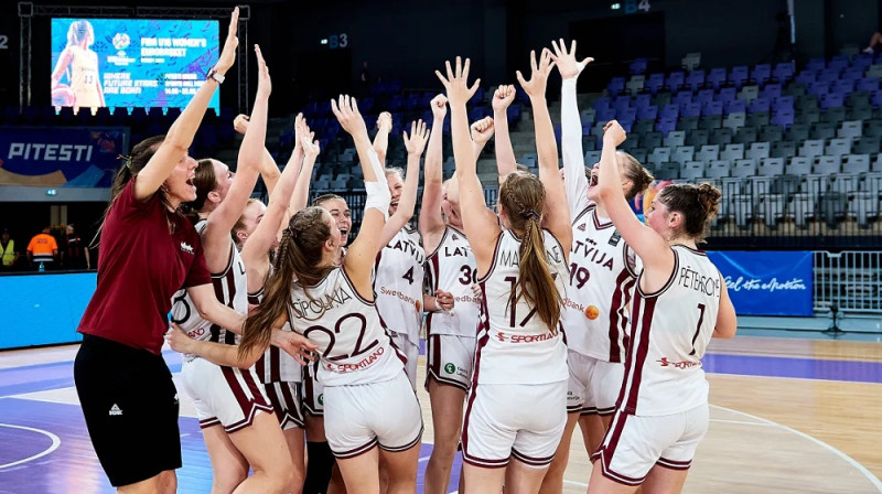 Latvijas U16 meiteņu basketbola izlase. Foto: FIBA