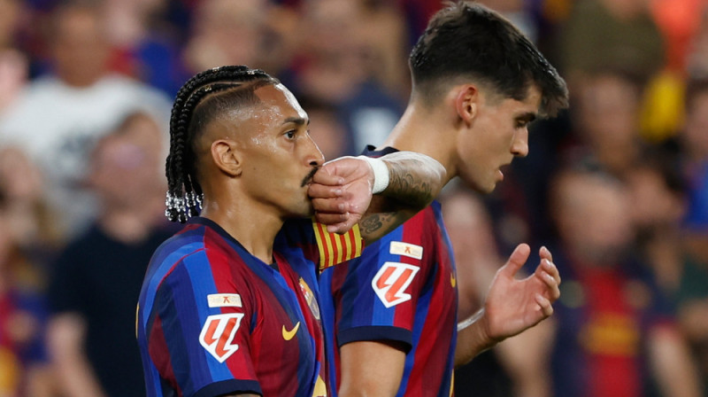 "Barcelona" uzbrucējs Rafinja svin vārtu guvumu. Foto: AP Photo/Joan Monfort/Scanpix