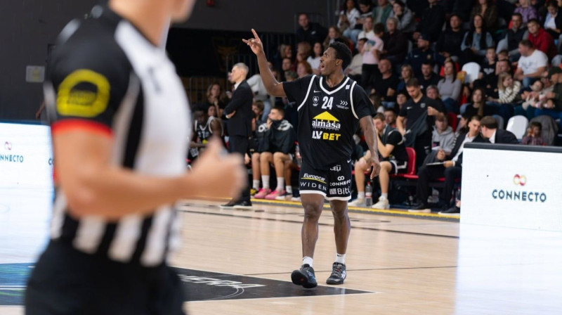 Foto: VALMIERA GLASS VIA Basketbols